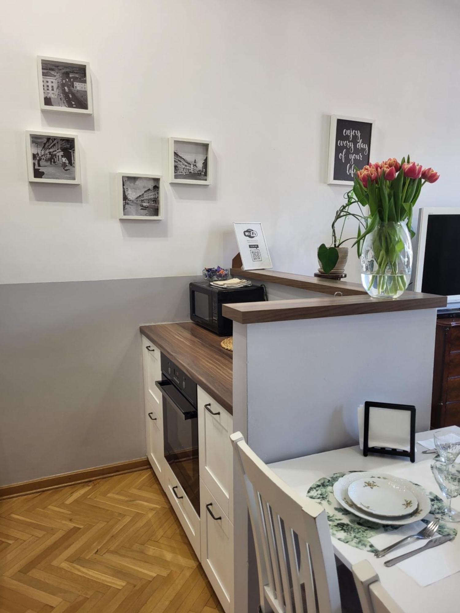 Novo Mundo Apartment Warsaw Ngoại thất bức ảnh